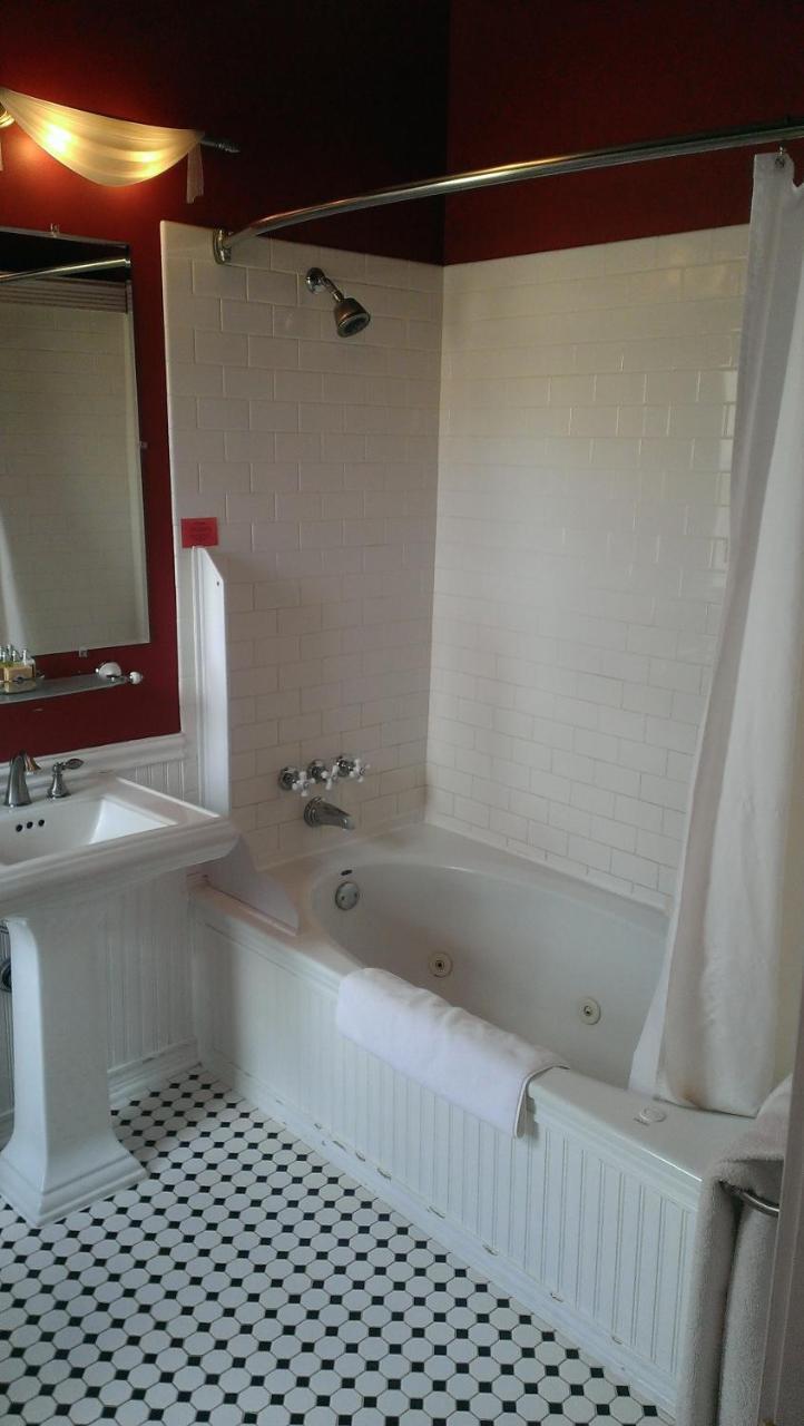 Connor Hotel Jerome Phòng bức ảnh